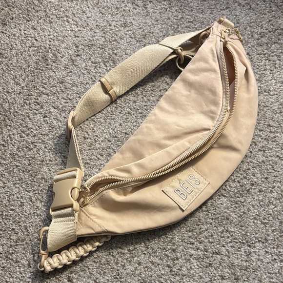 BEIS Handbags - BEIS The Pack Nylon Belt Bag